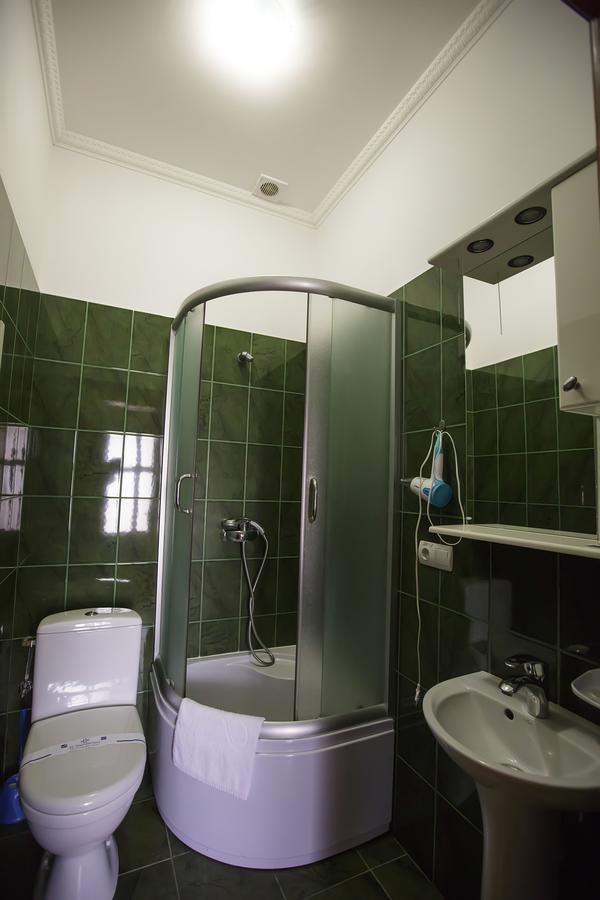 Trembita Hotel คุสท์ ภายนอก รูปภาพ